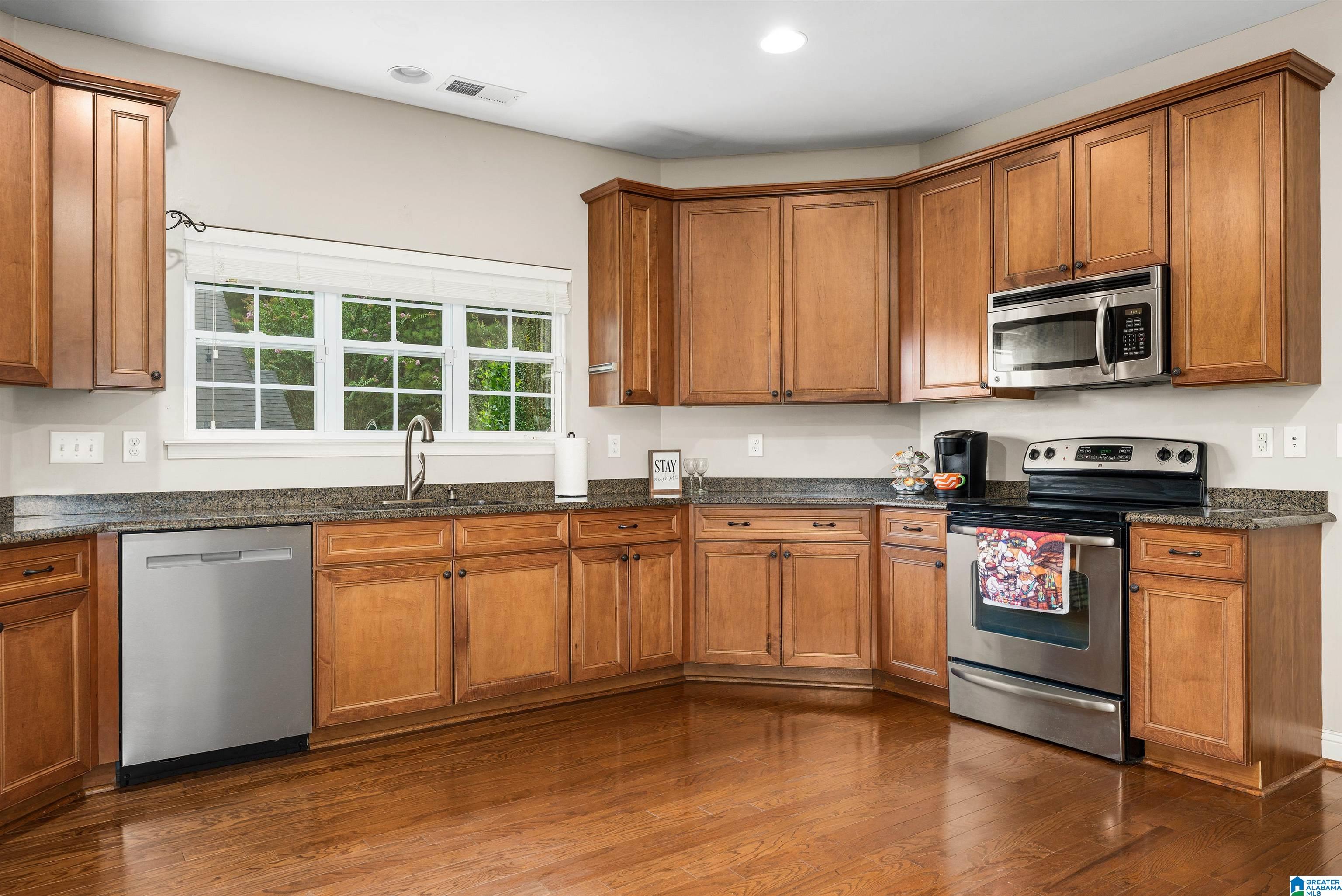 153 Blackstone Court Chelsea, AL 35043 - Photo 13 of 28