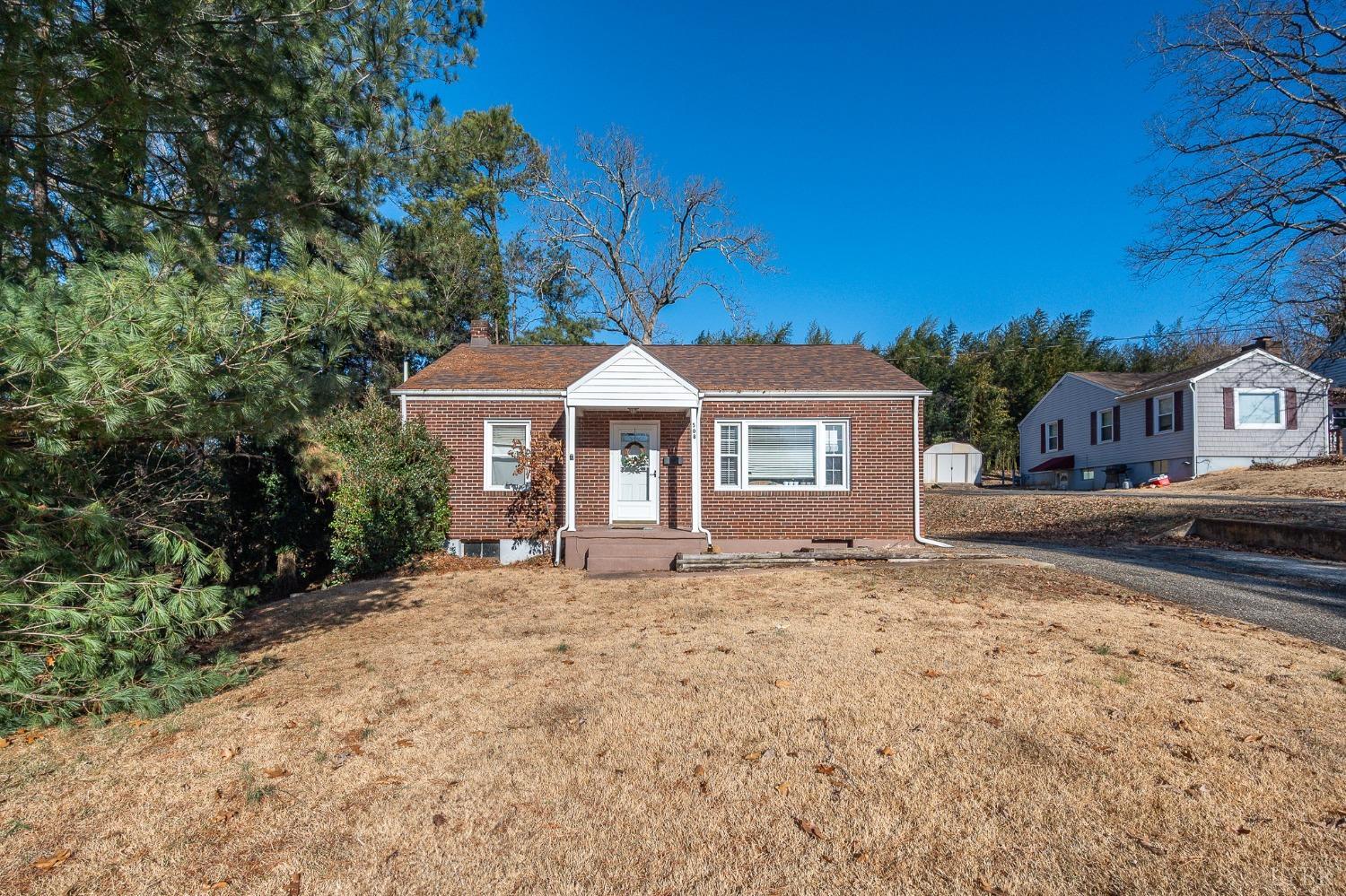508 Thomas Road Lynchburg, VA 24501 - Photo 1 of 40 Gallery Image 1