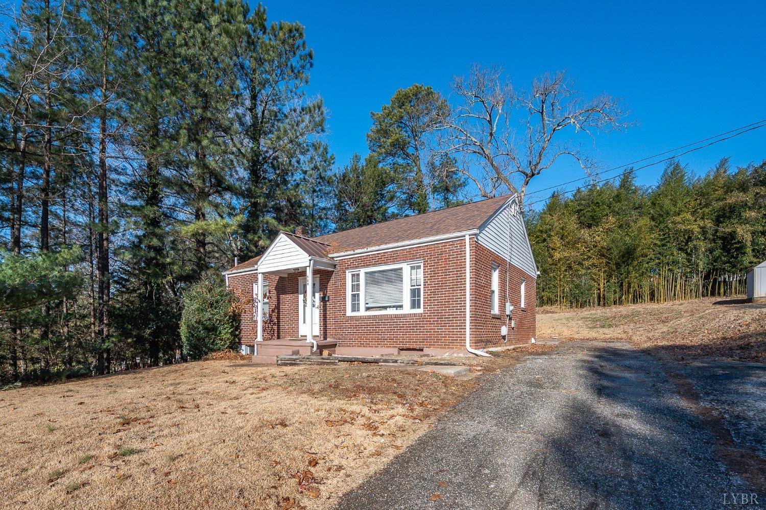 508 Thomas Road Lynchburg, VA 24501 - Photo 2 of 40 Gallery Image 2