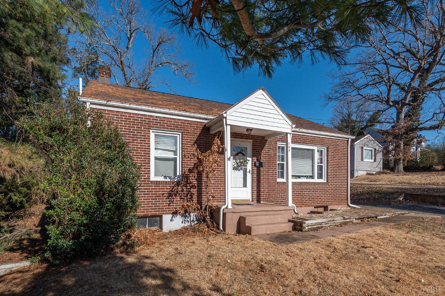 508 Thomas Road Lynchburg, VA 24501 - Photo 3 of 40 Gallery Image 3
