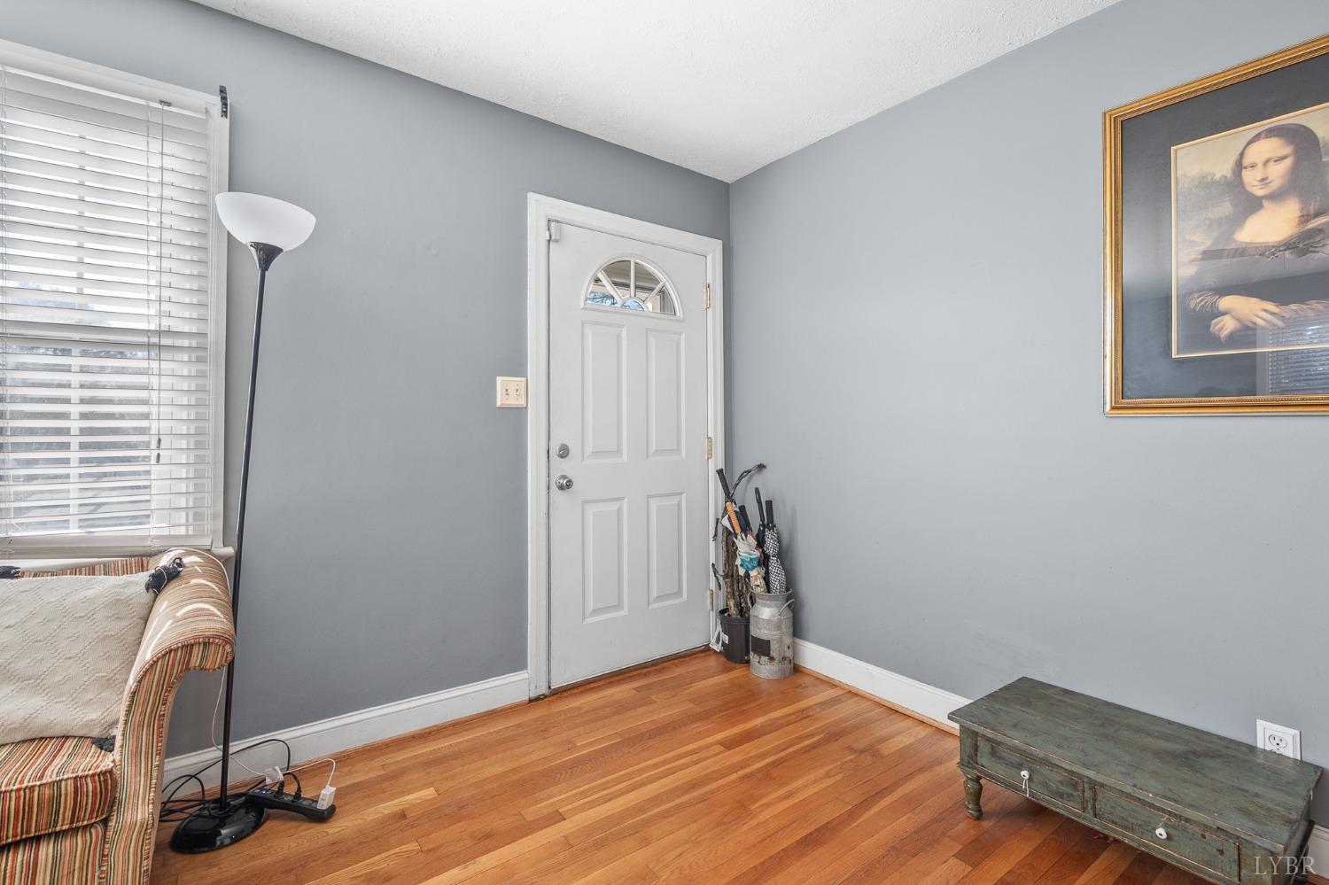 508 Thomas Road Lynchburg, VA 24501 - Photo 5 of 40 Gallery Image 5