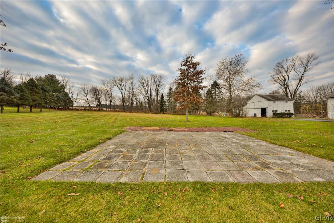 539 Hall Road Nazareth, PA 18064 - Photo 21 of 22