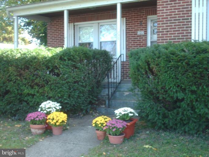 522 Military Road Frederick, MD 21702 - Photo 2 of 8 FRONT