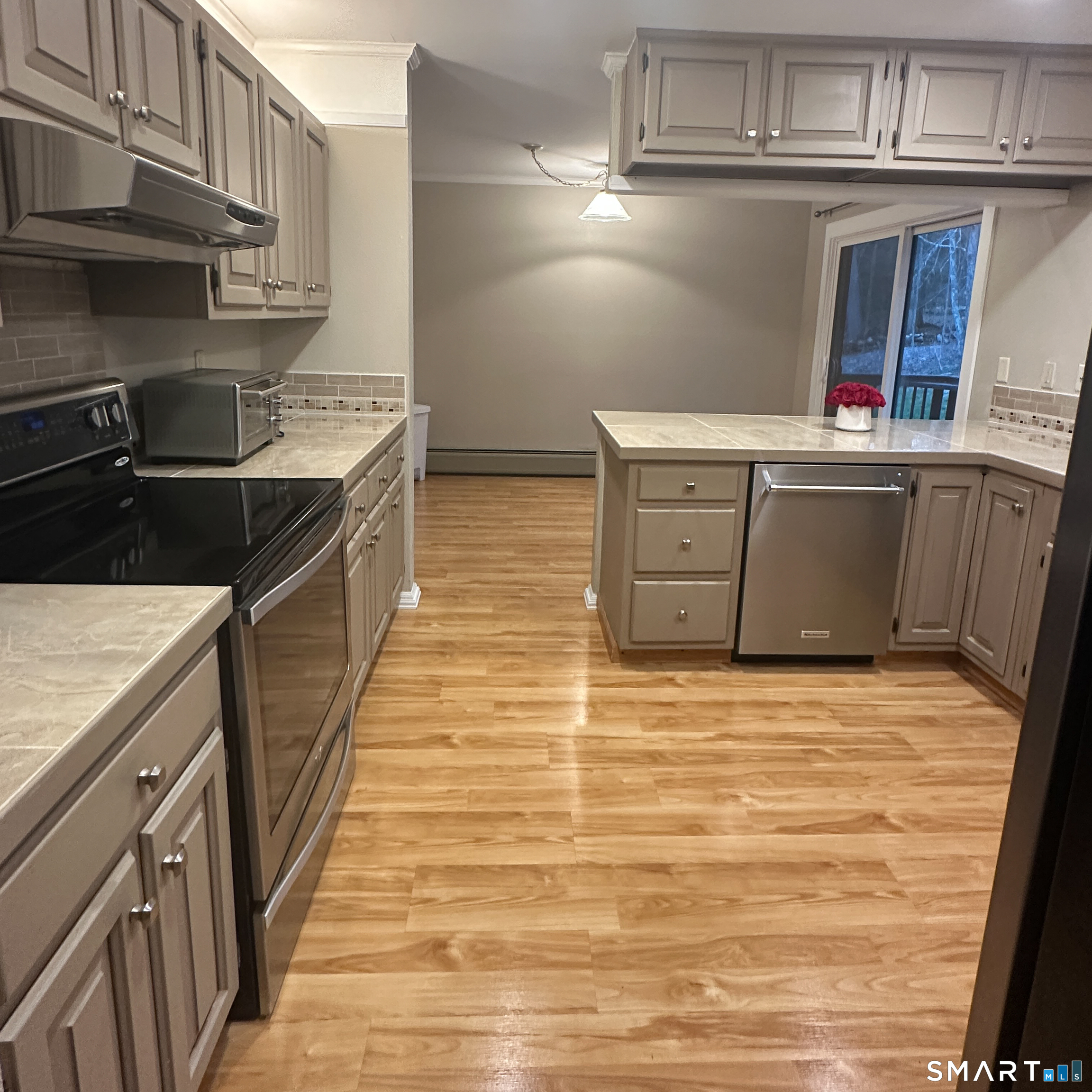 6 Cove Road Brookfield, CT 06804 - Photo 13 of 26