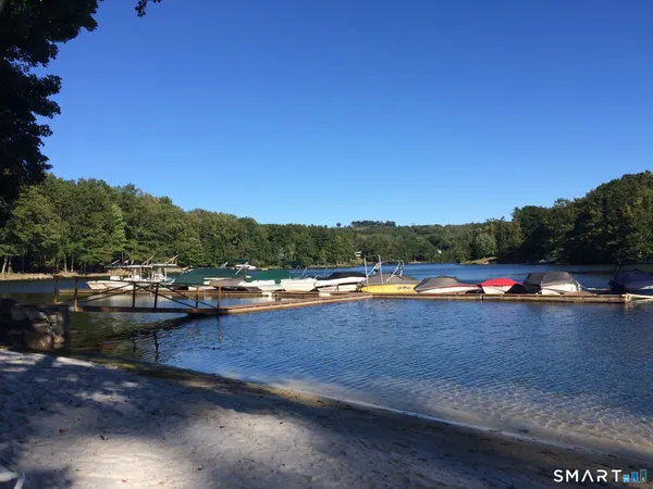 $4,000 | 6 Cove Road, Brookfield, CT 06804