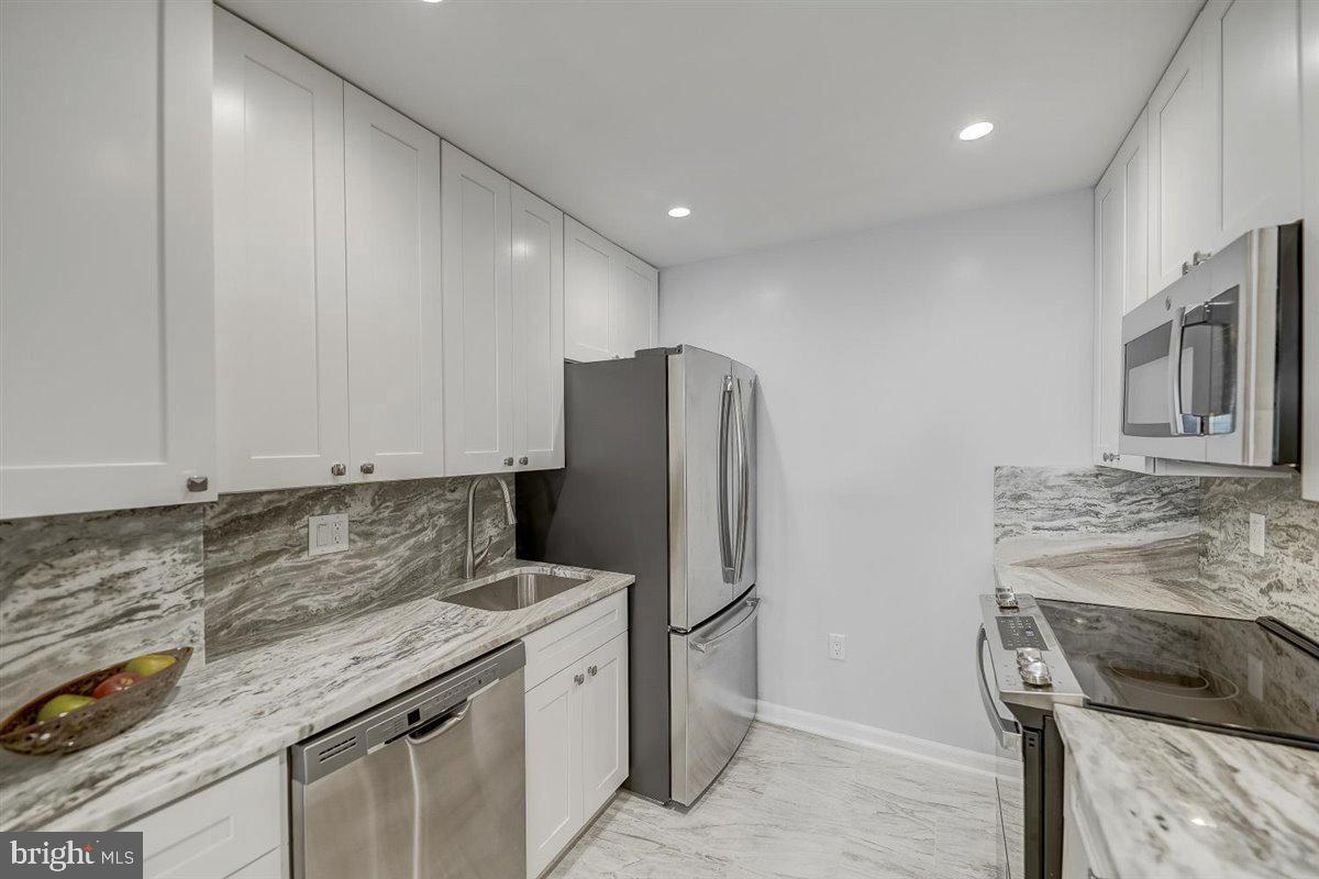 1115 Harvard Street Northwest, Unit R Washington, DC 20009 - Photo 6 of 11