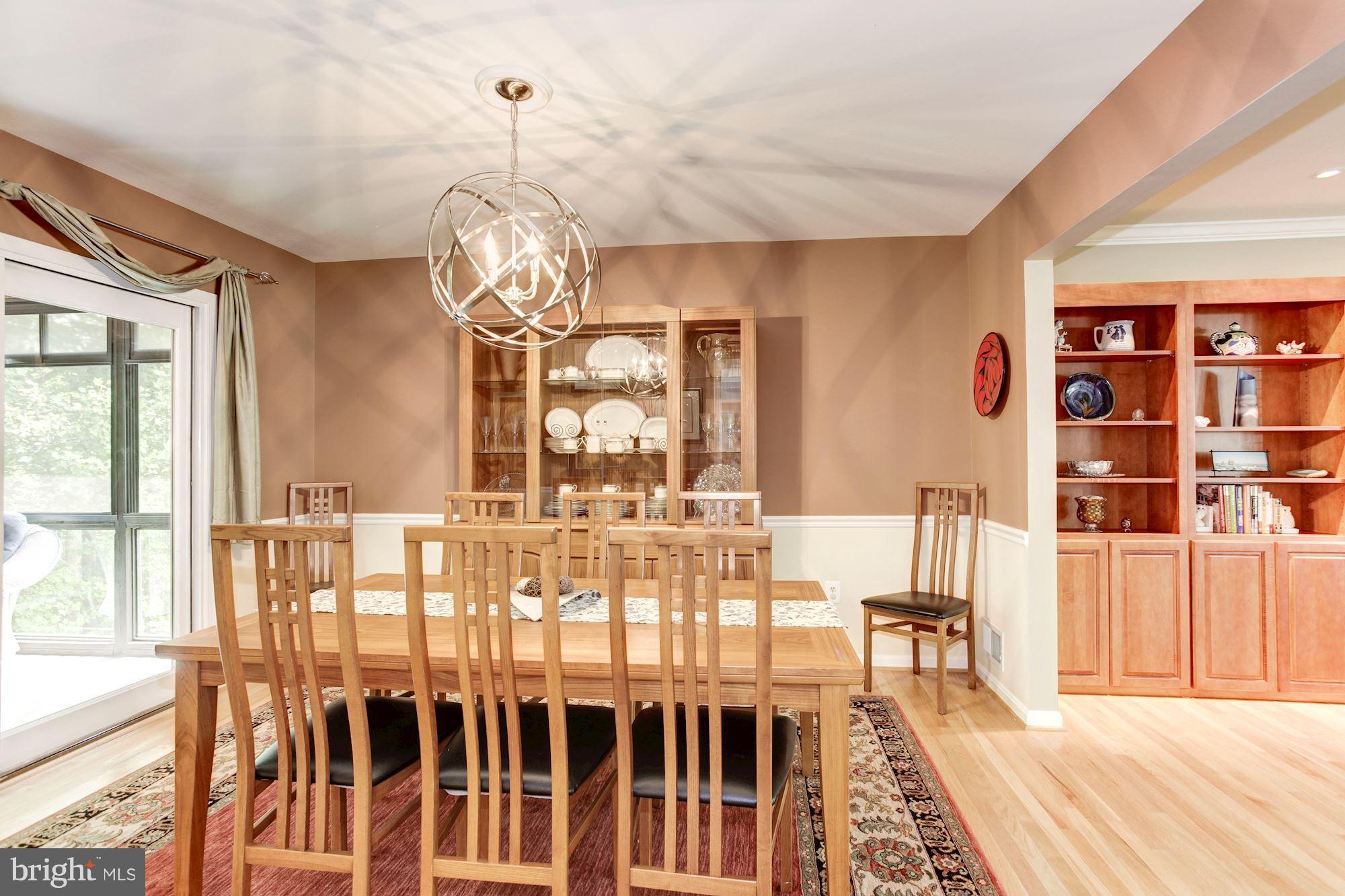 8109 West Point Drive Springfield, VA 22153 - Photo 14 of 30 Dining Room
