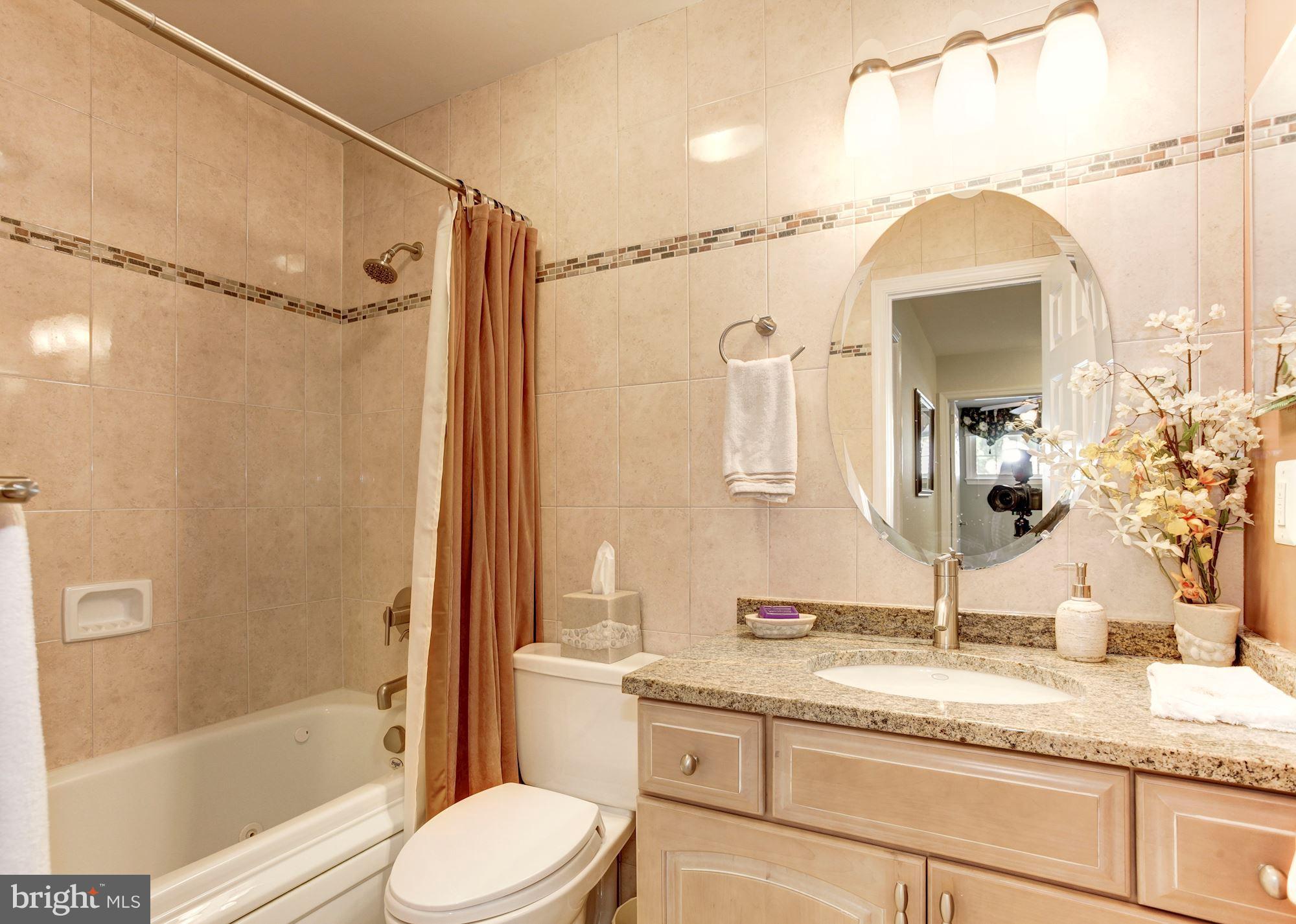 8109 West Point Drive Springfield, VA 22153 - Photo 21 of 30 Bath