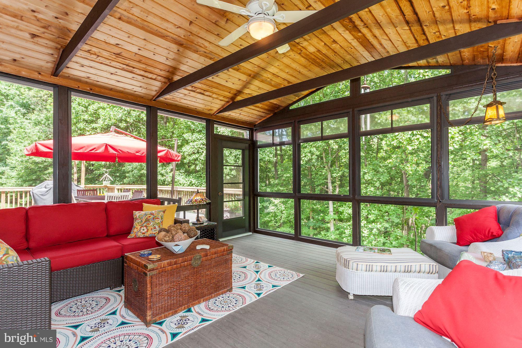 8109 West Point Drive Springfield, VA 22153 - Photo 29 of 30 3 season porch