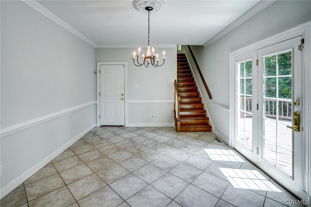 105 Burgoyne Road Henrico, VA 23229 - Photo 16 of 49 Eat-In Area off Spacious Kitchen