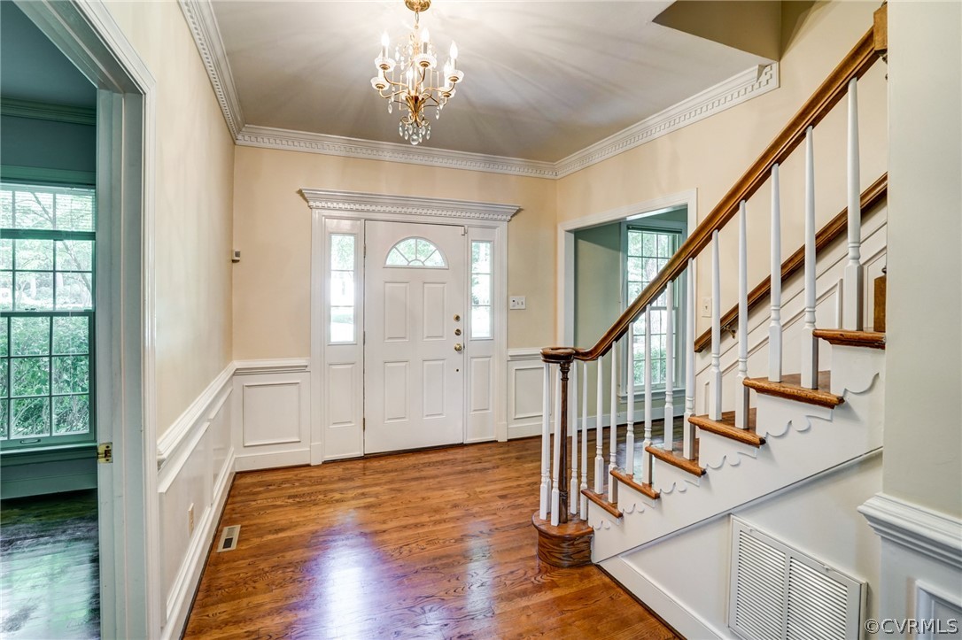 105 Burgoyne Road Henrico, VA 23229 - Photo 3 of 49