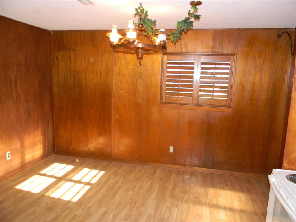 7400 Ball Road Forest Hill, TX 76140 - Photo 8 of 17 Gallery Image 8