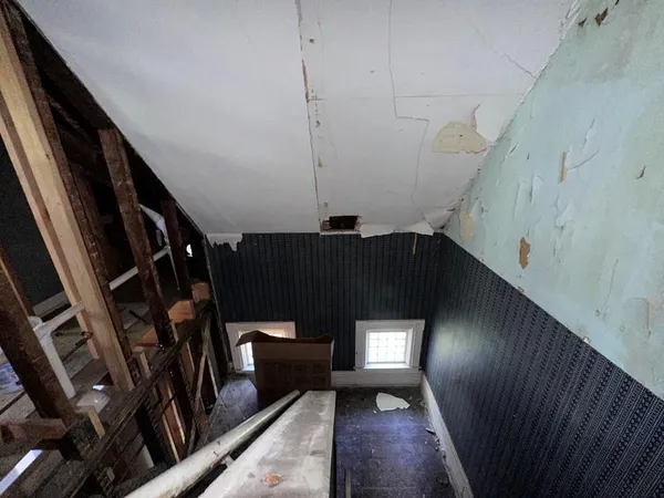 a view of an entryway