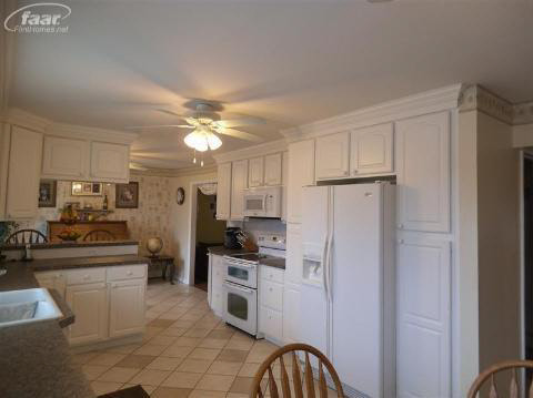 10087 Elms Road Montrose, MI 48457 - Photo 2 of 16 20324132-1.JPG
