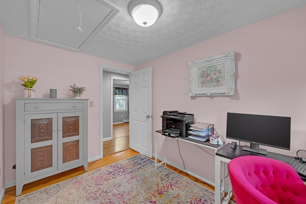 25 Old Dudley Road Oxford, MA 01540 - Photo 24 of 36
