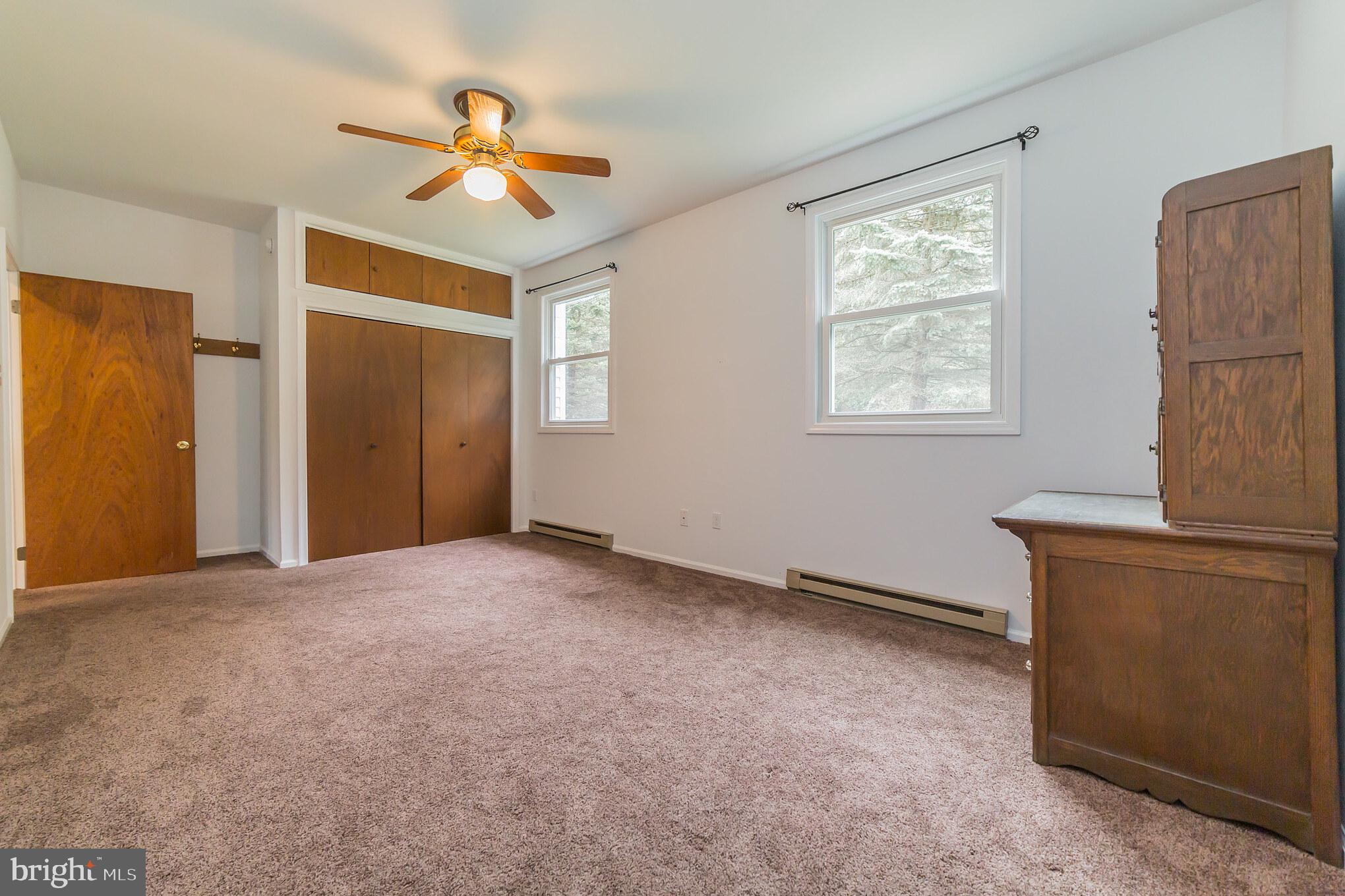 8865 Mountain Road Alburtis, PA 18011 - Photo 15 of 27 Br 1 1st Floor OR Den Large 18 x 12 Space