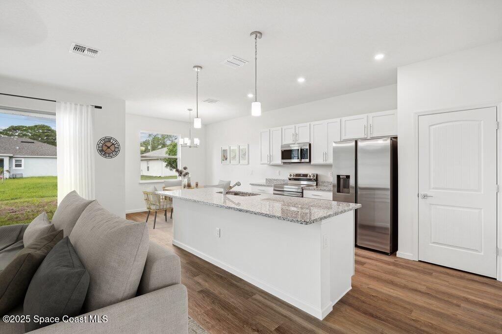 279 Sauders Road Southeast, Unit 50 Palm Bay, FL 32909 - Photo 5 of 12 Emerald Great Room