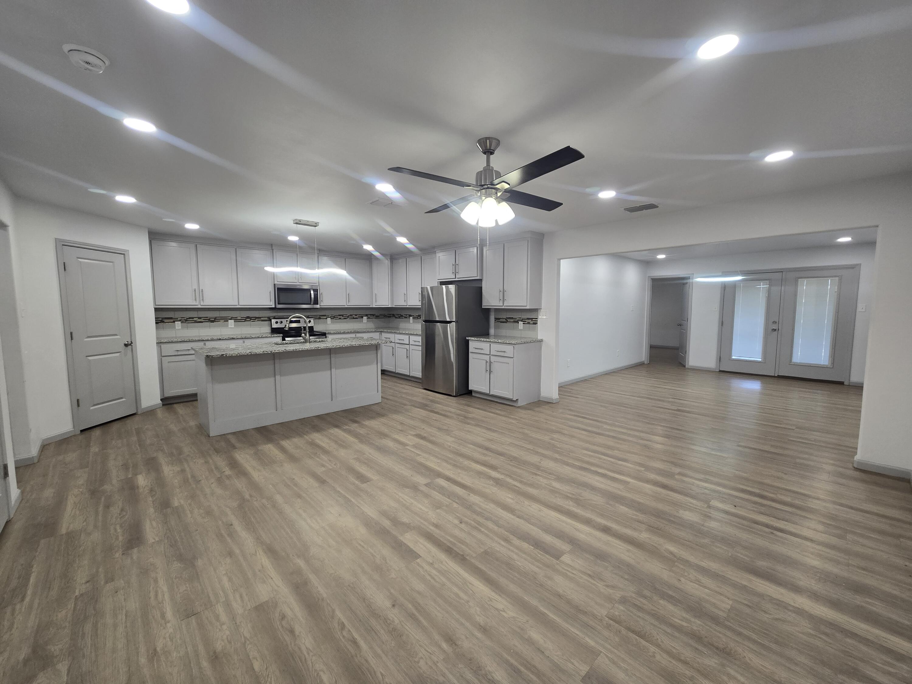 2108 88th Street Lubbock, TX 79423 - Photo 2 of 29 20260522_143500