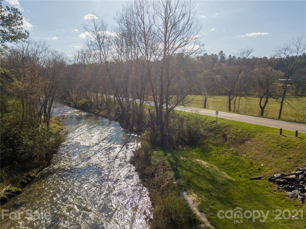 3 Waterhill Way Fletcher, NC 28732 - Photo 11 of 26 a view of a backyard
