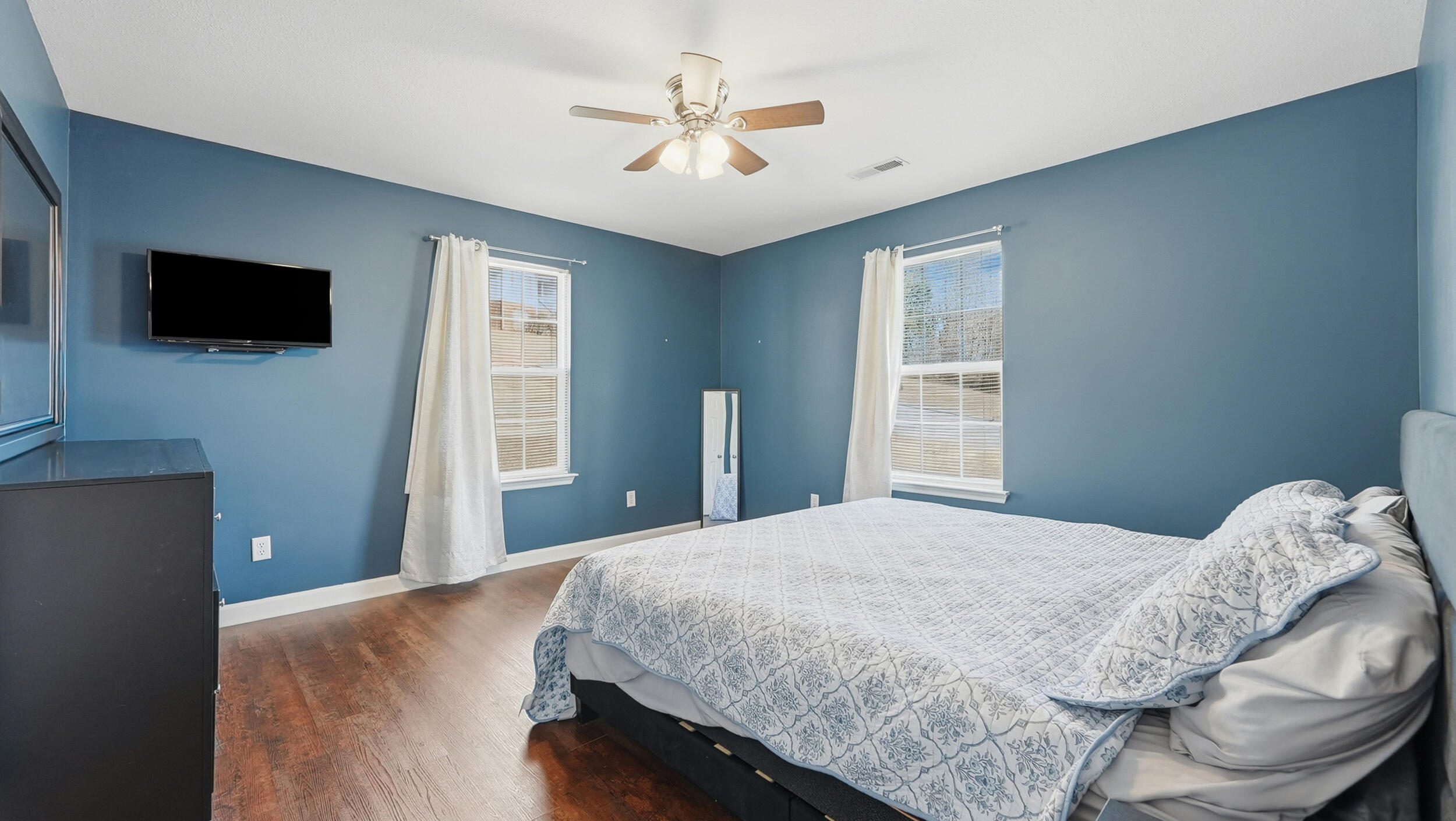 1861 Coffee Tree Lane Soddy-Daisy, TN 37379 - Photo 15 of 27 Primary Bedroom