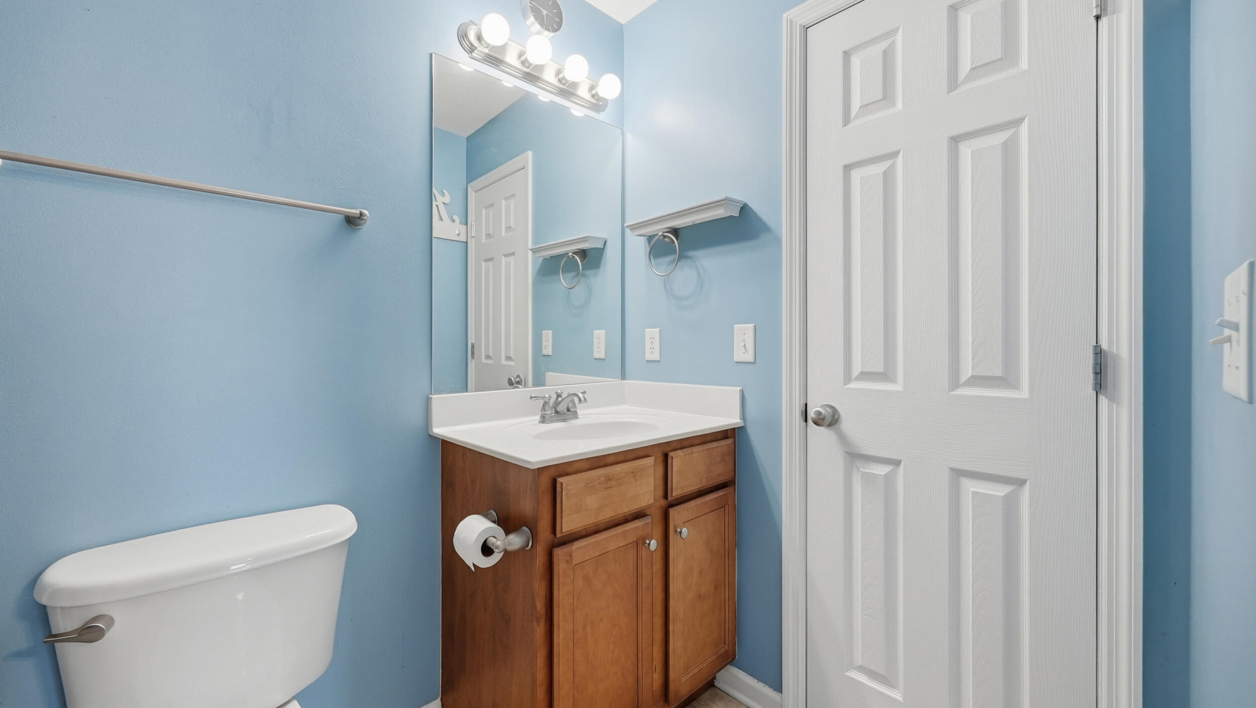 1861 Coffee Tree Lane Soddy-Daisy, TN 37379 - Photo 18 of 27 Primary Bathroom