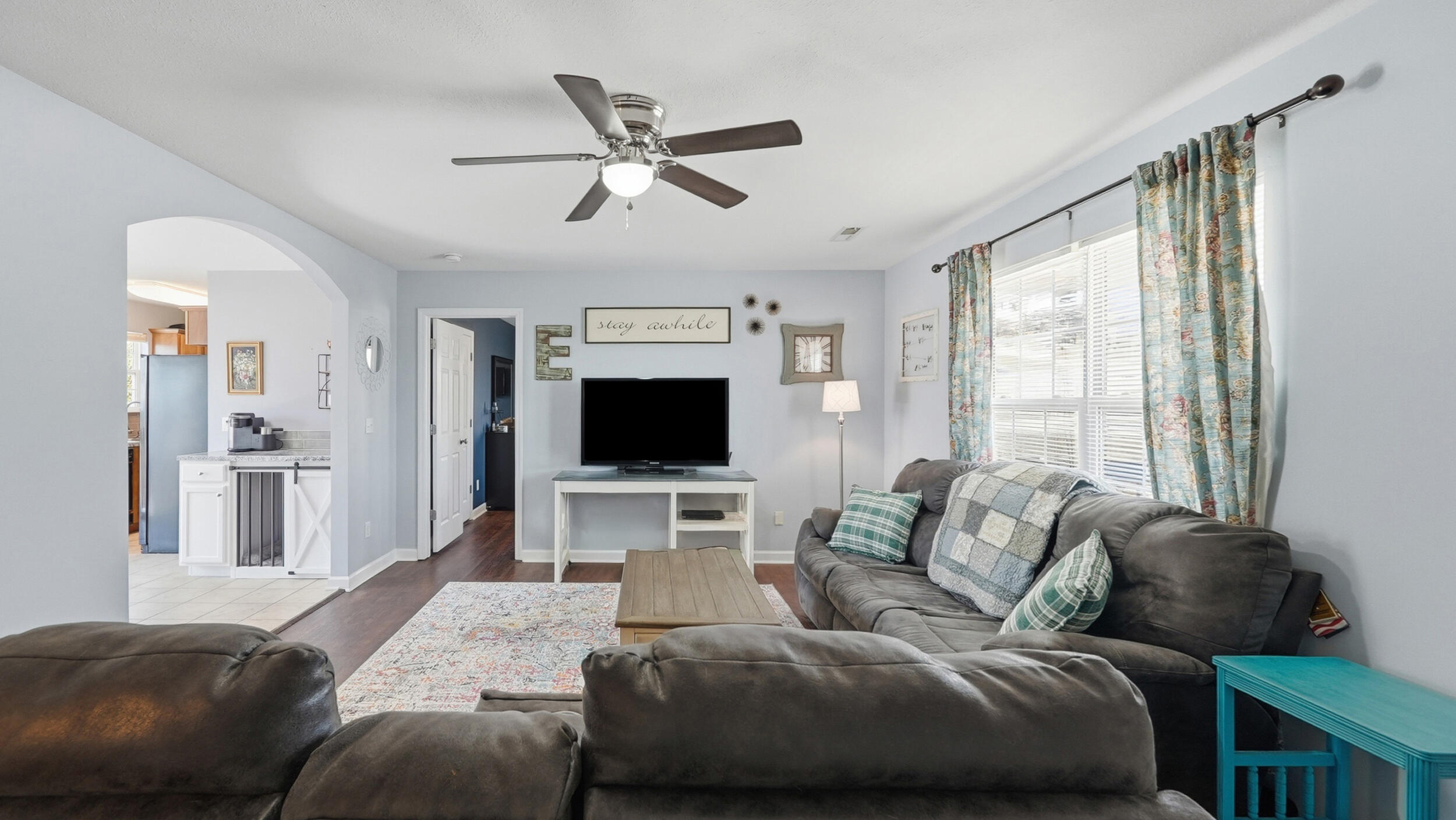 1861 Coffee Tree Lane Soddy-Daisy, TN 37379 - Photo 5 of 27 Bright Living Room