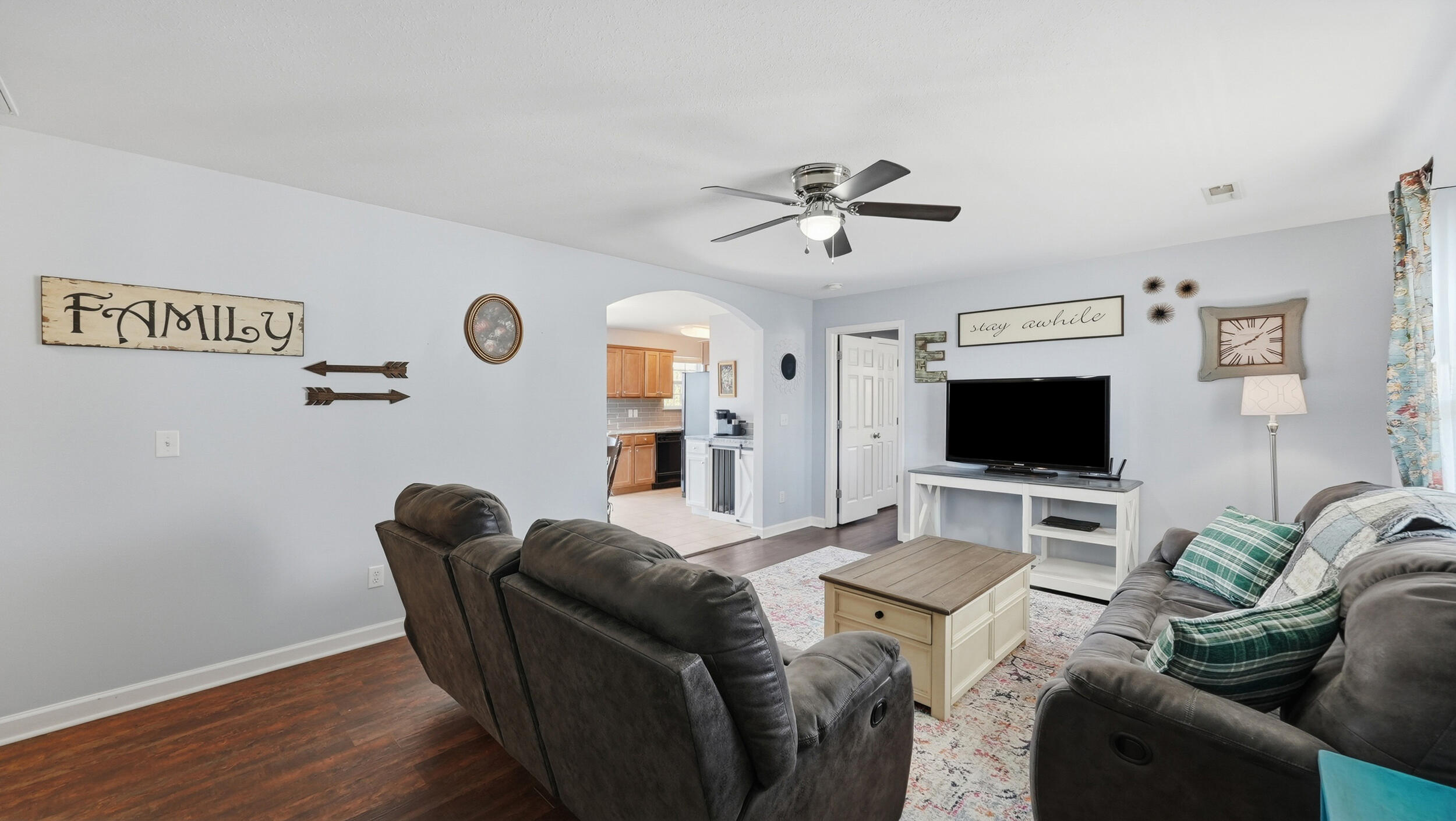1861 Coffee Tree Lane Soddy-Daisy, TN 37379 - Photo 6 of 27 Bright Living Room
