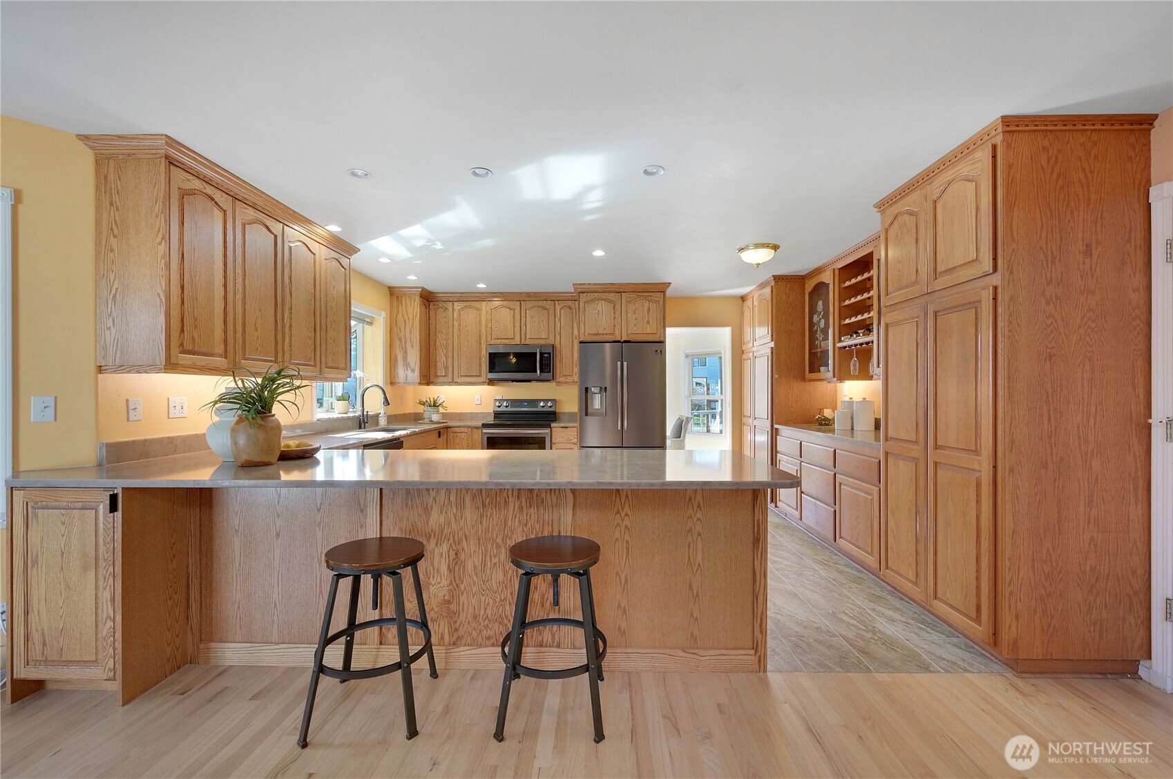 2212 Sheridan Street Port Townsend, WA 98368 - Photo 12 of 40
