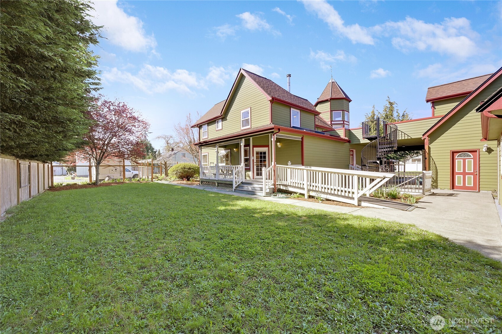 2212 Sheridan Street Port Townsend, WA 98368 - Photo 31 of 40