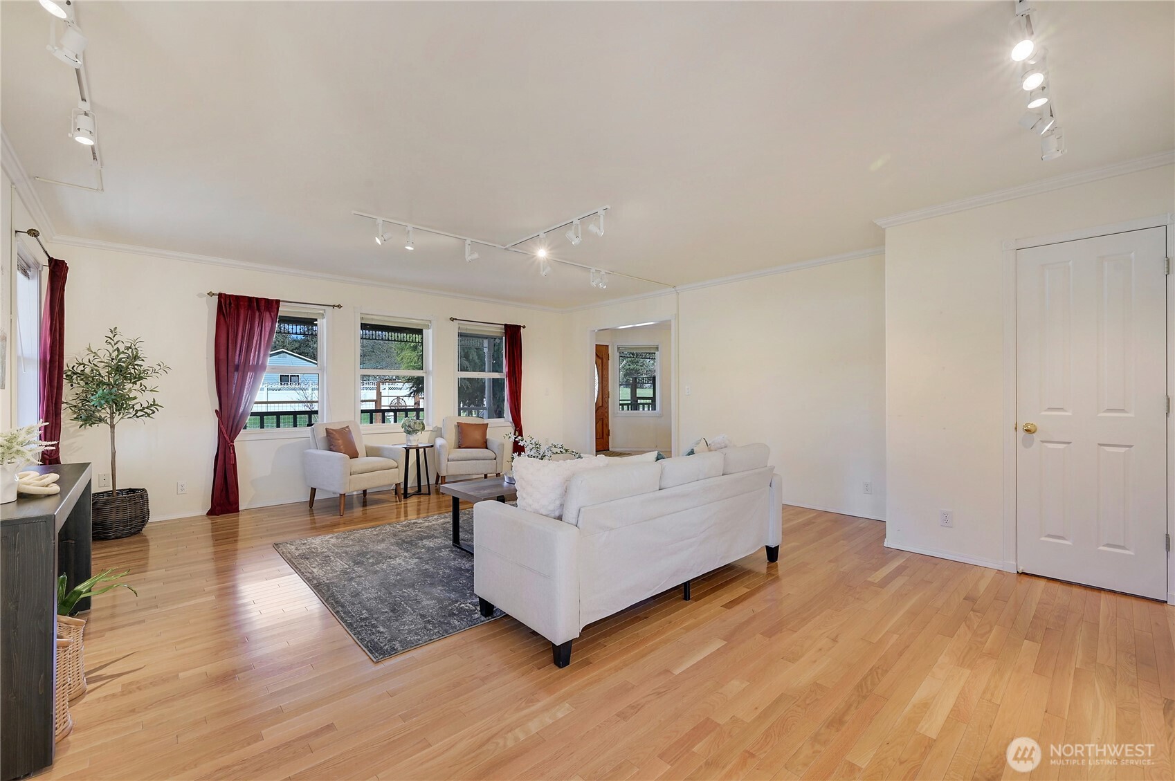 2212 Sheridan Street Port Townsend, WA 98368 - Photo 7 of 40