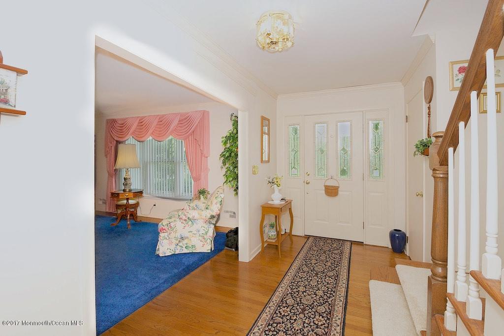 60 Crawford Road Middletown, NJ 07748 - Photo 4 of 33 Crawford 4