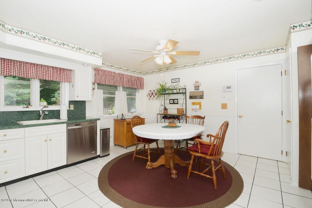 60 Crawford Road Middletown, NJ 07748 - Photo 10 of 33 Crawford 10