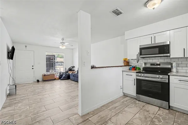 $350,000 | 2208-2210 Iris Way, Fort Myers, FL 33905