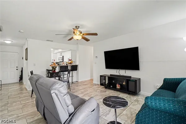 $350,000 | 2208-2210 Iris Way, Fort Myers, FL 33905