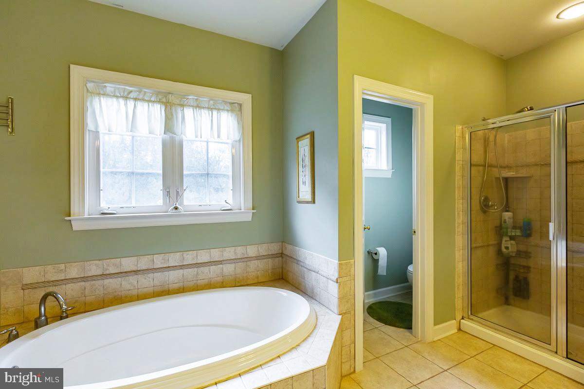 313 Kennard Road Perkasie, PA 18944 - Photo 16 of 32 Primary Suite Bathroom