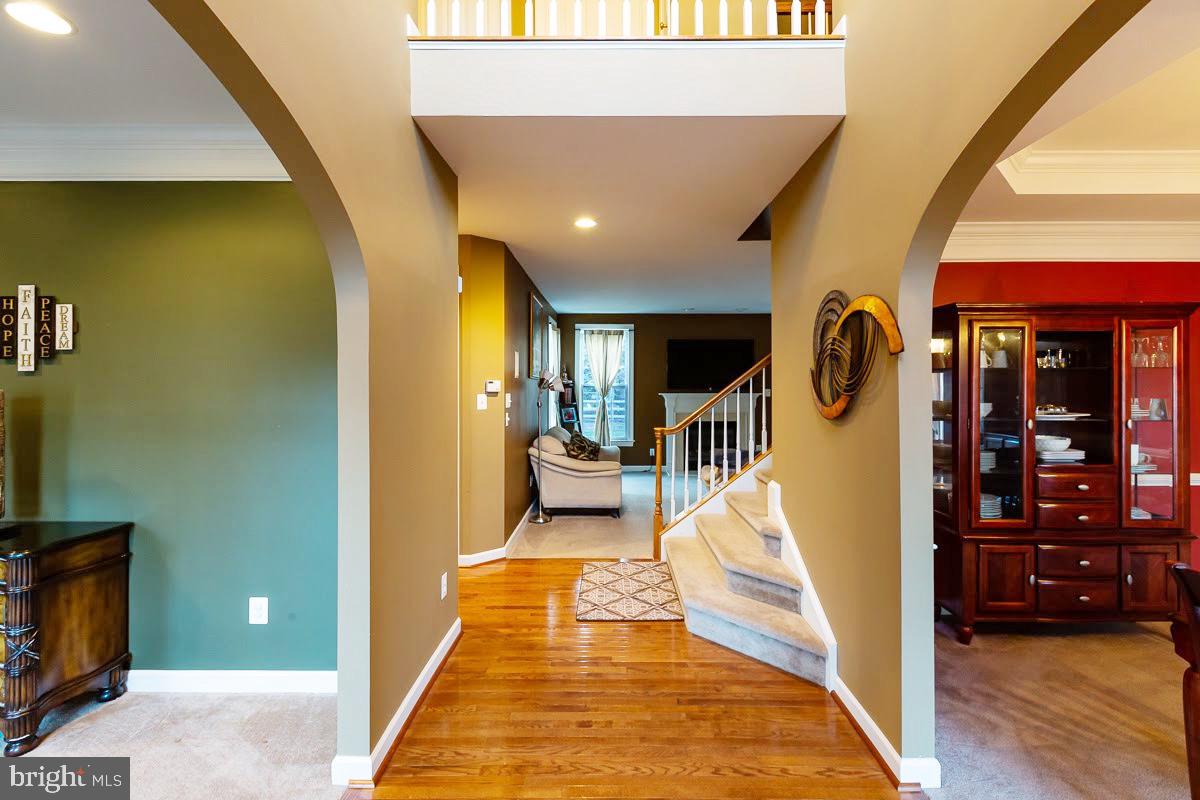 313 Kennard Road Perkasie, PA 18944 - Photo 3 of 32 Foyer