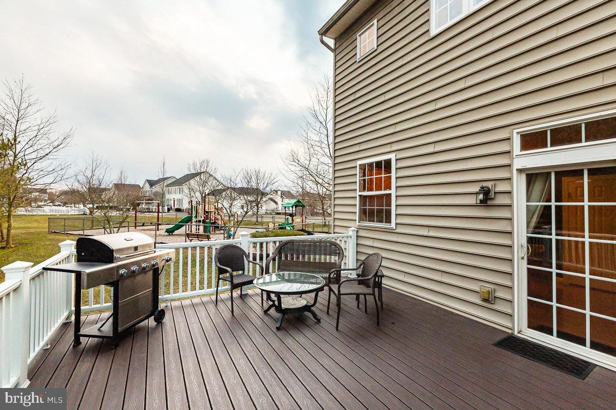 313 Kennard Road Perkasie, PA 18944 - Photo 27 of 32 Large Composite Deck