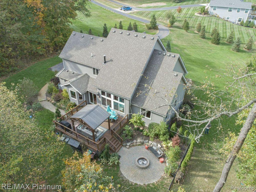824 North Hacker Road Howell, MI 48843 - Photo 21 of 27