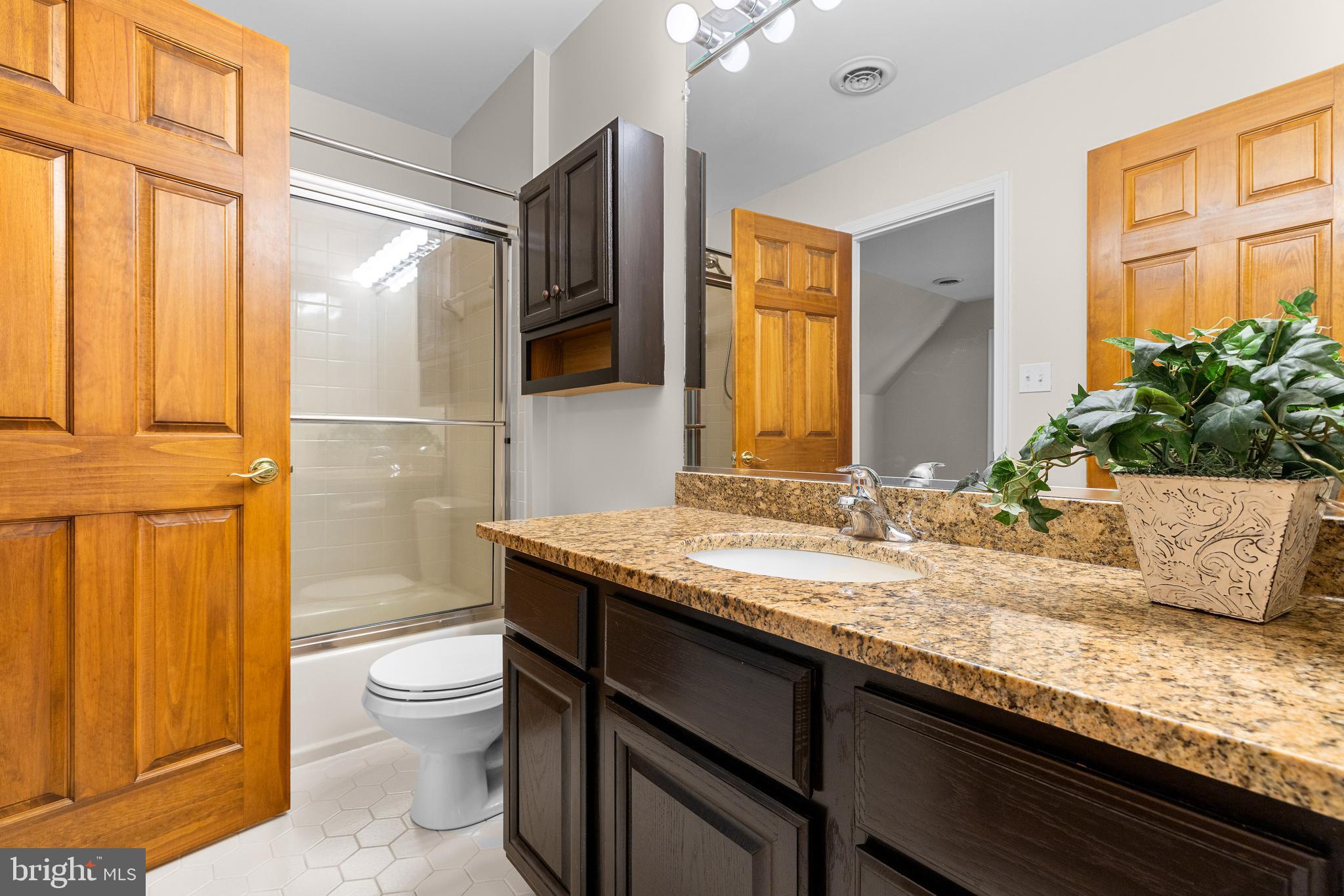 136 Holly Berry Road Fredericksburg, VA 22406 - Photo 16 of 75 Gallery Image 16