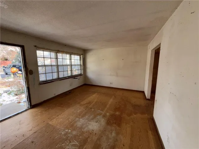 $144,900 | 8539 Sandusky Avenue, Kansas City, KS 66112