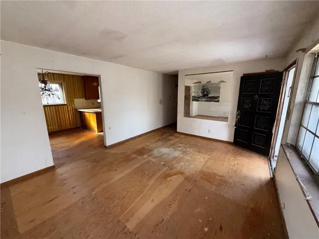 $144,900 | 8539 Sandusky Avenue, Kansas City, KS 66112