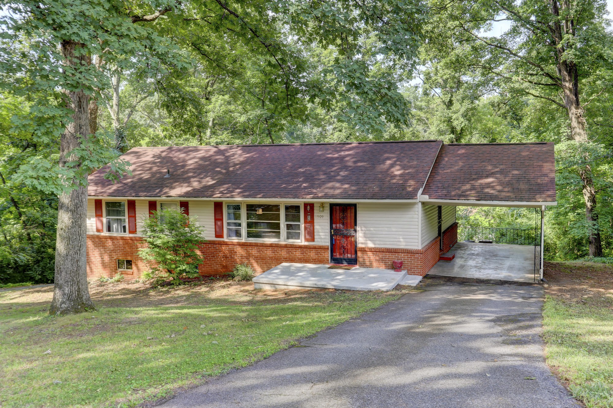 1909 Pleasant View Road Knoxville, TN 37914 - Photo 18 of 18 Gallery Image 18