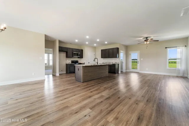 $297,900 | 3648 Highway 41, Trenton, NC 28585