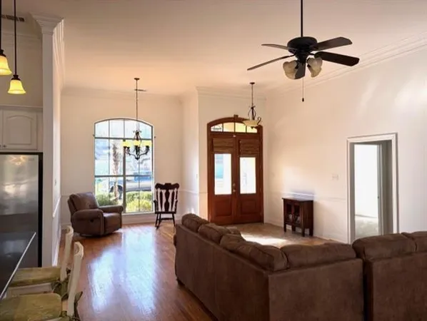 $2,400 | 400 Brown Thrasher Loop North, Madisonville, LA 70447