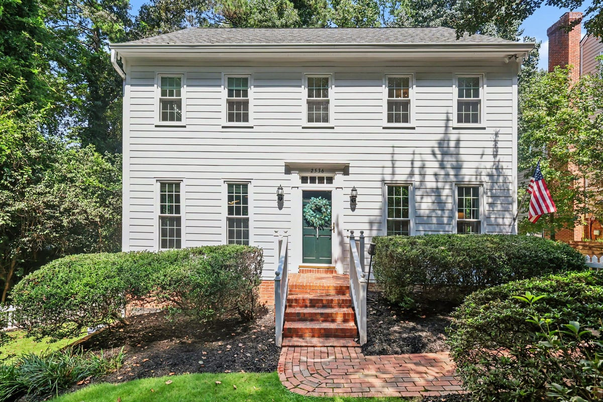 2536 Ashley Court Raleigh, NC 27607 - Photo 2 of 26 002_file_2111.jpg
