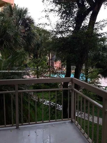 $1,799 | 8290 Lake Drive, Unit 230, Doral, FL 33166