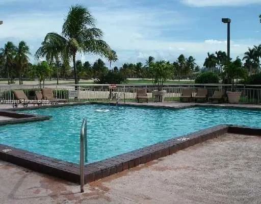 $1,799 | 8290 Lake Drive, Unit 230, Doral, FL 33166