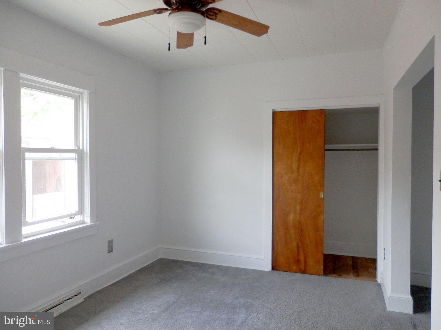 213 Paine Street Riverside, NJ 08075 - Photo 13 of 20 Bedroom - Main