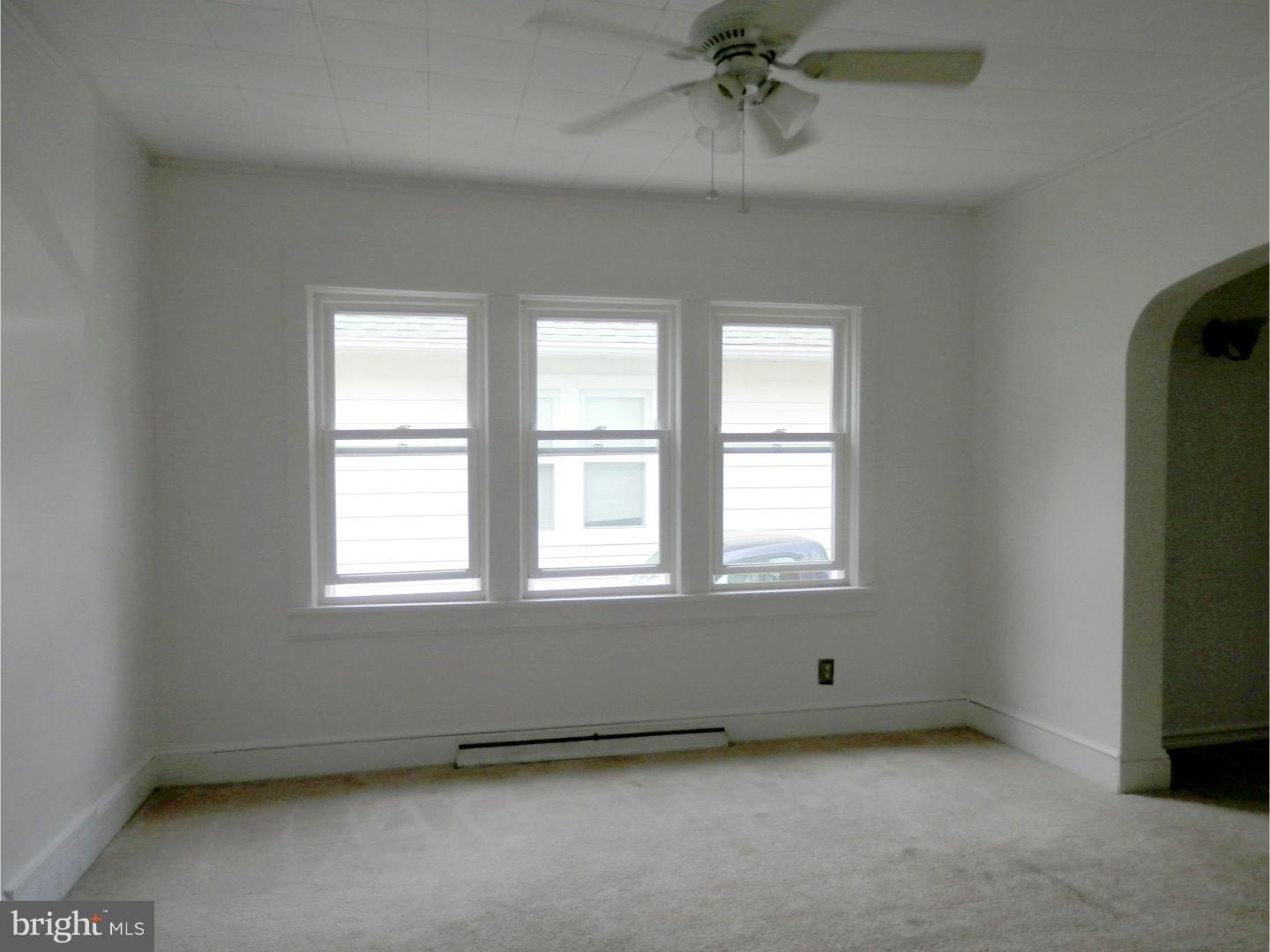 213 Paine Street Riverside, NJ 08075 - Photo 6 of 20 Dining Room