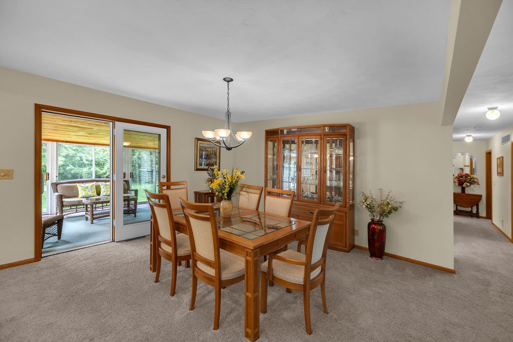 6401 Reas Bridge Road Argenta, IL 62501 - Photo 9 of 36